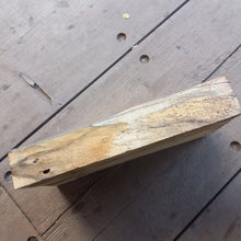 Załaduj obraz do przeglądarki galerii, Blank buk spalted 370x180x65 mm, 009
