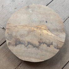 Lade das Bild in den Galerie-Viewer, Walnuss (roh) fi385 mm, Holz zum Drechseln 06082021
