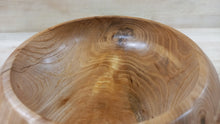 Załaduj obraz do przeglądarki galerii, Misa, wiąz, 17cm, #102
