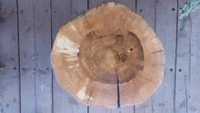 Load image into Gallery viewer, Hunting coffee table, ash, diameter 73/67cm
