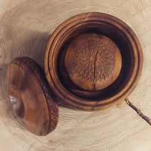 Load image into Gallery viewer, Decorative wooden box, 13 cm
